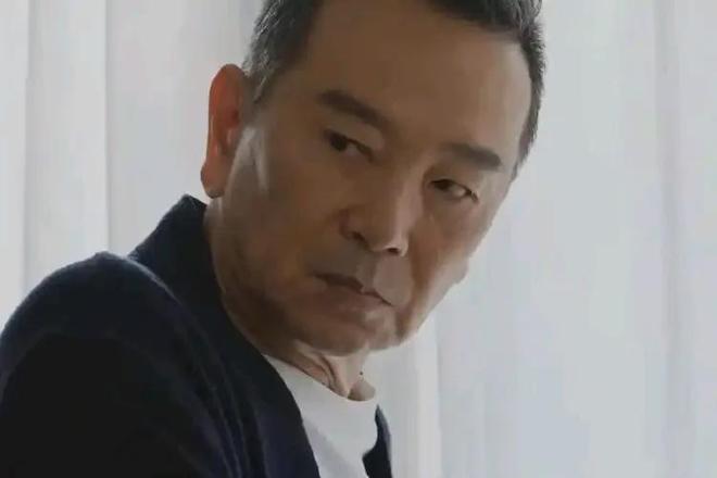 是“富豪专业户”！与孙俪三搭没演过穷人麻将胡了模拟器蛮好的人生：68岁的他(图6)
