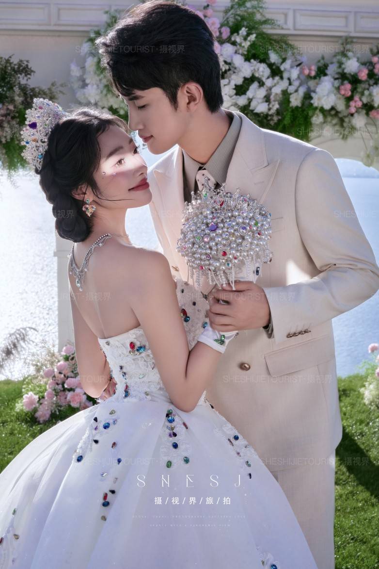 ｜摄视界全问答解析备婚党闭眼冲不踩坑PG电子麻将胡了2试玩大理婚纱照推荐(图2)